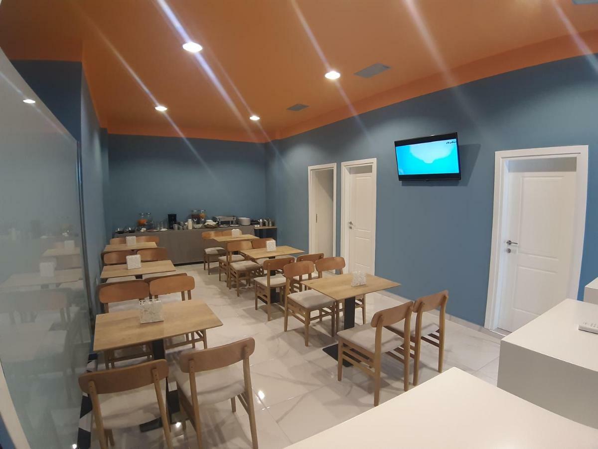 Bistrica Hotel Sarandë Eksteriør billede