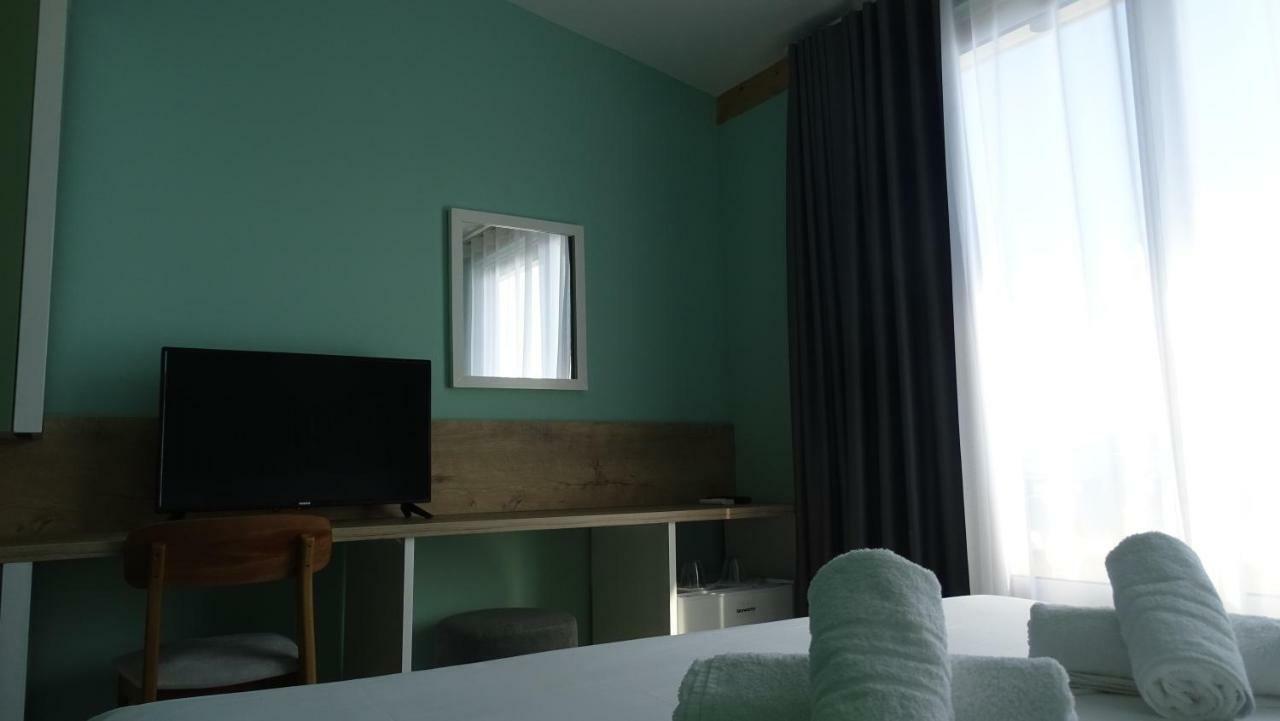 Bistrica Hotel Sarandë Eksteriør billede