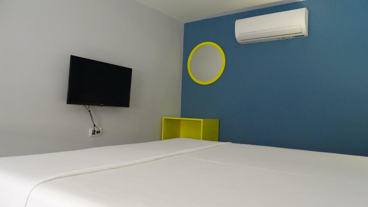 Bistrica Hotel Sarandë Eksteriør billede