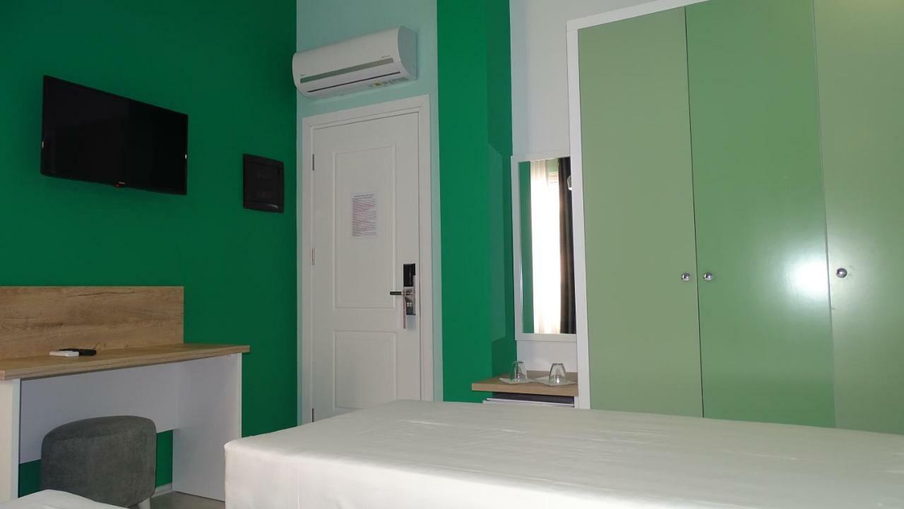 Bistrica Hotel Sarandë Eksteriør billede