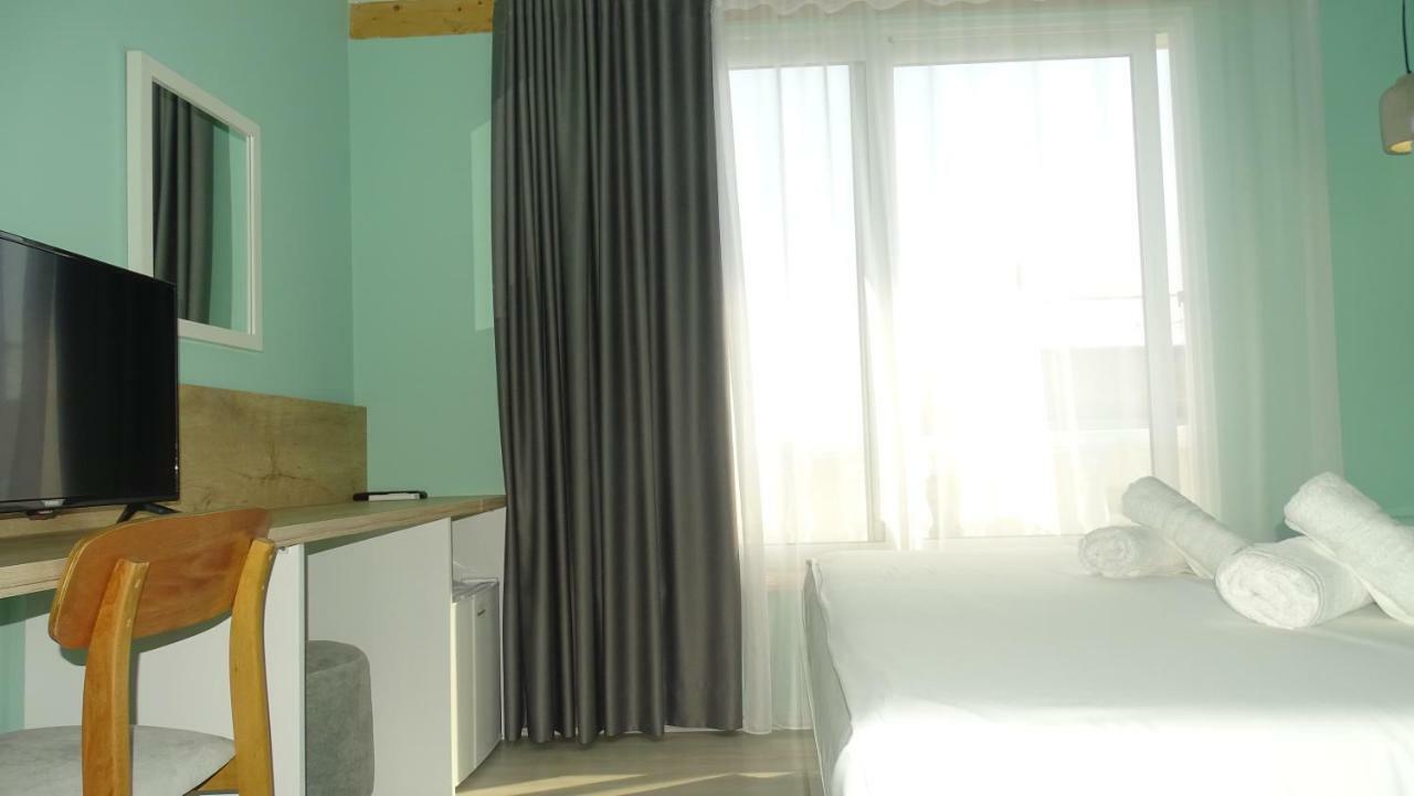 Bistrica Hotel Sarandë Eksteriør billede