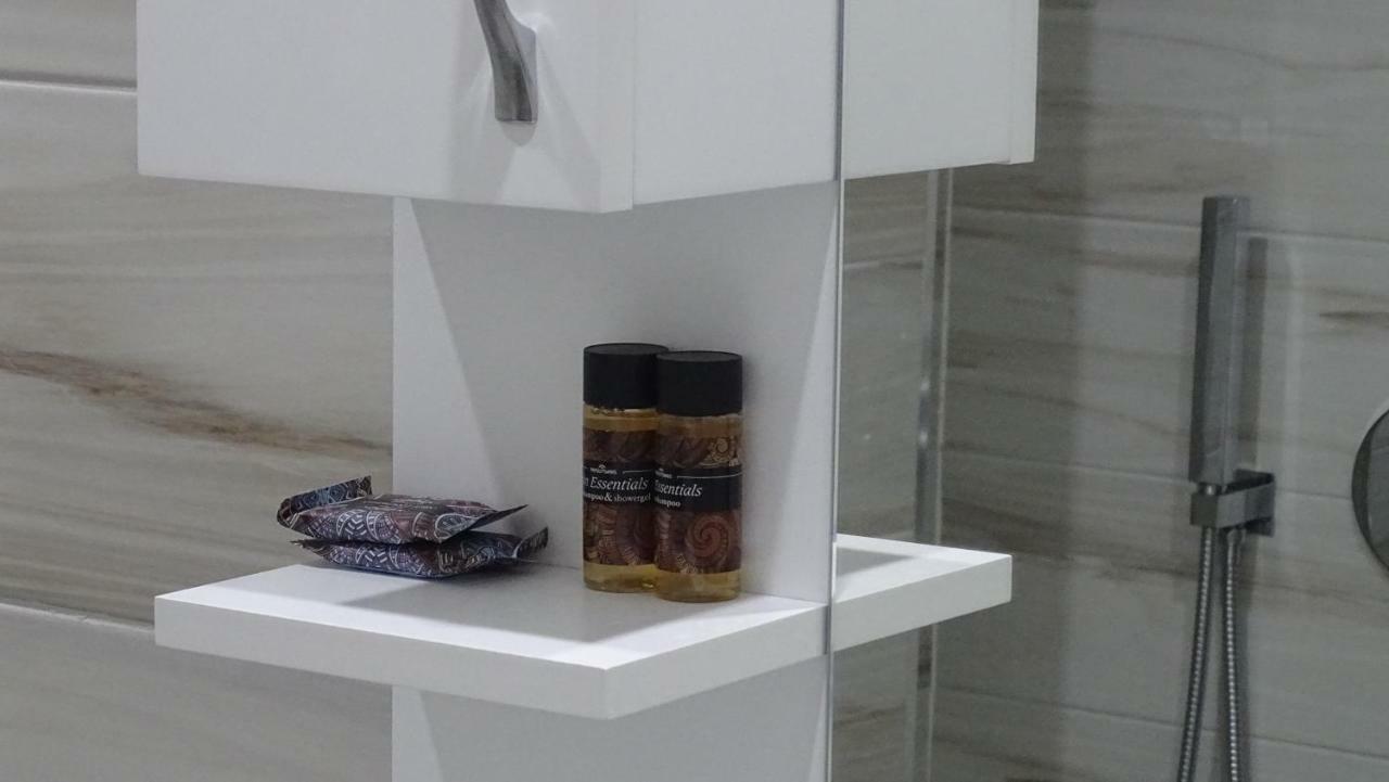 Bistrica Hotel Sarandë Eksteriør billede