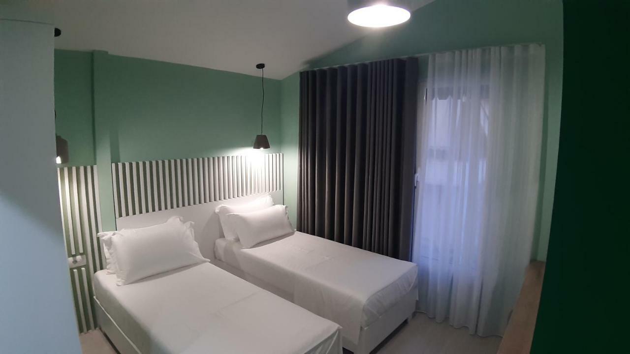 Bistrica Hotel Sarandë Eksteriør billede